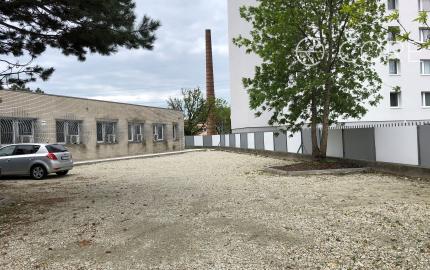 Polyfunkčná budova Petržalka