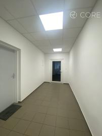 Polyfunkčná budova Petržalka