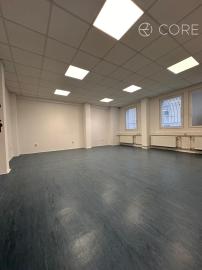 Polyfunkčná budova Petržalka