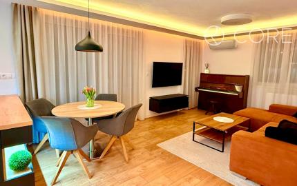 Moderné bývanie s terasou a garážou na Muchovom námestí.