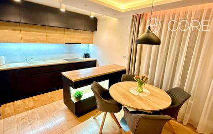 Moderné bývanie s terasou a garážou na Muchovom námestí.