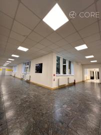 Kancelárske a laboratórne priestory na prenájom v Petržalke