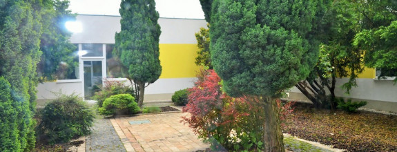 Polyfunkčná budova Petržalka